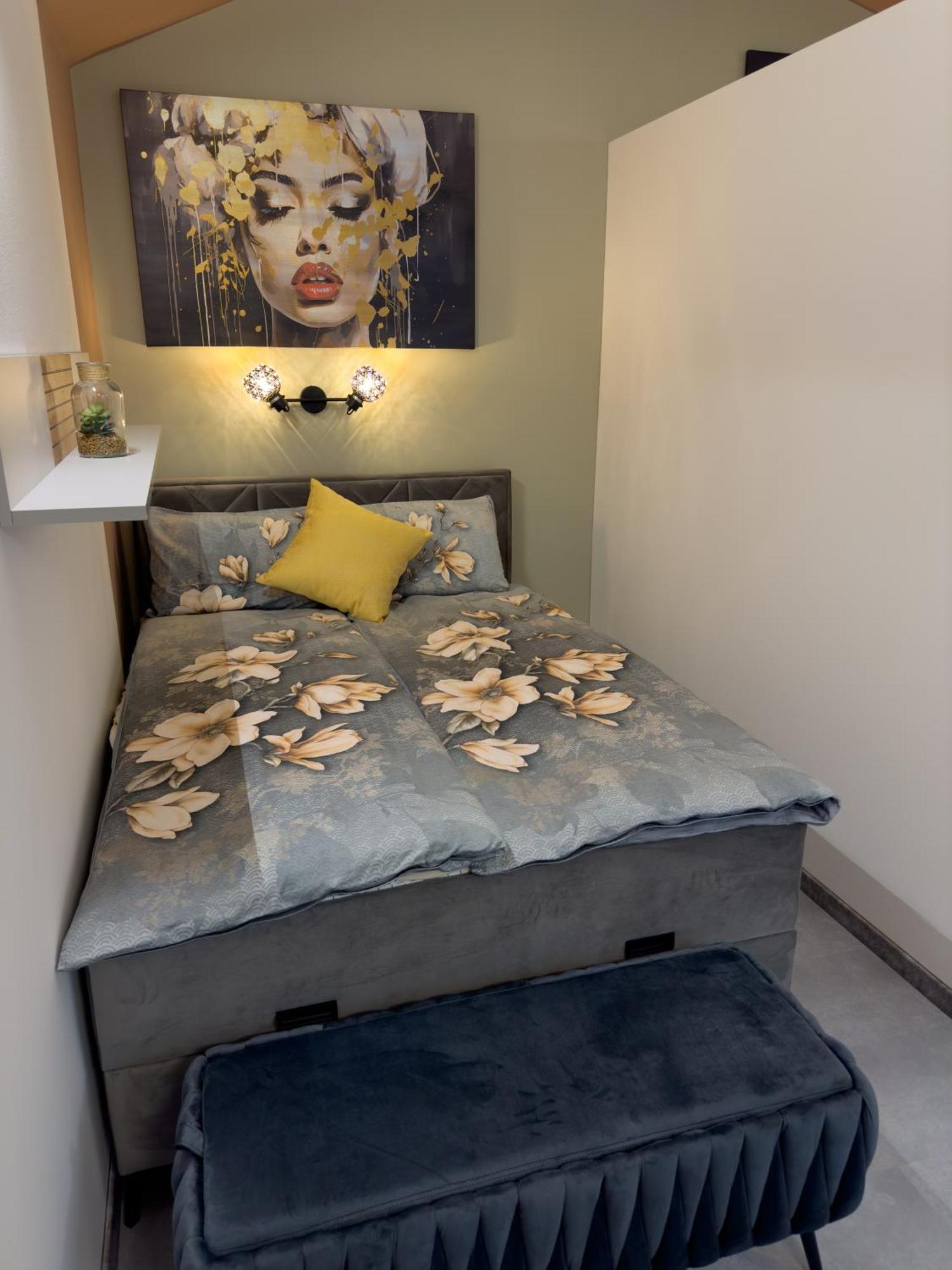 Apartments Adamas Τσέλιε Εξωτερικό φωτογραφία