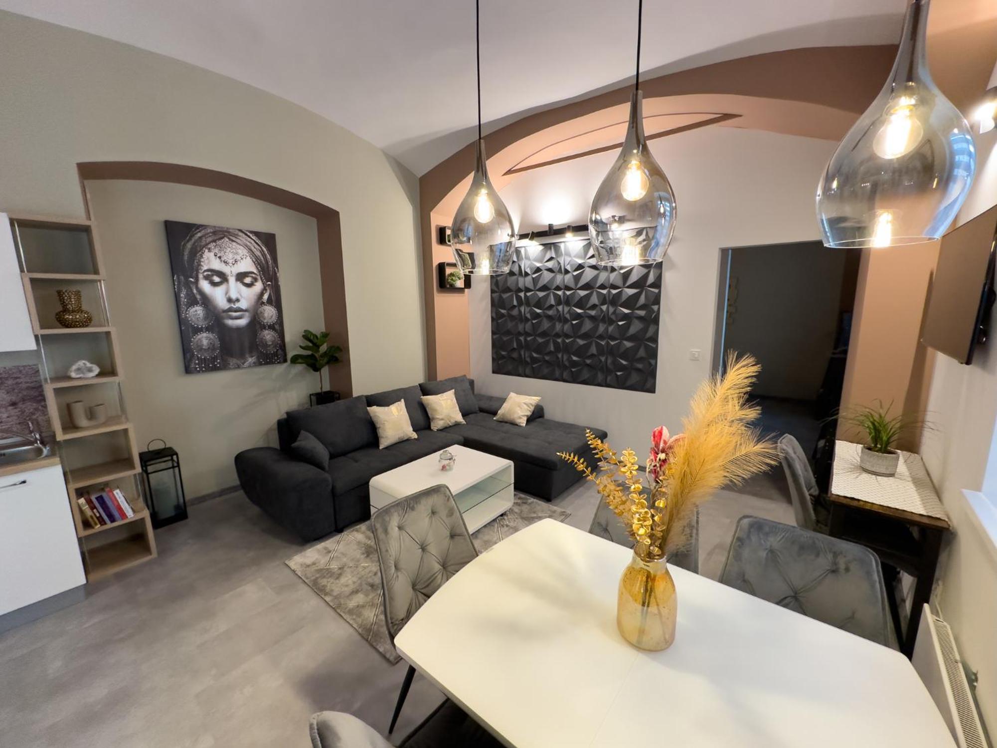 Apartments Adamas Τσέλιε Εξωτερικό φωτογραφία