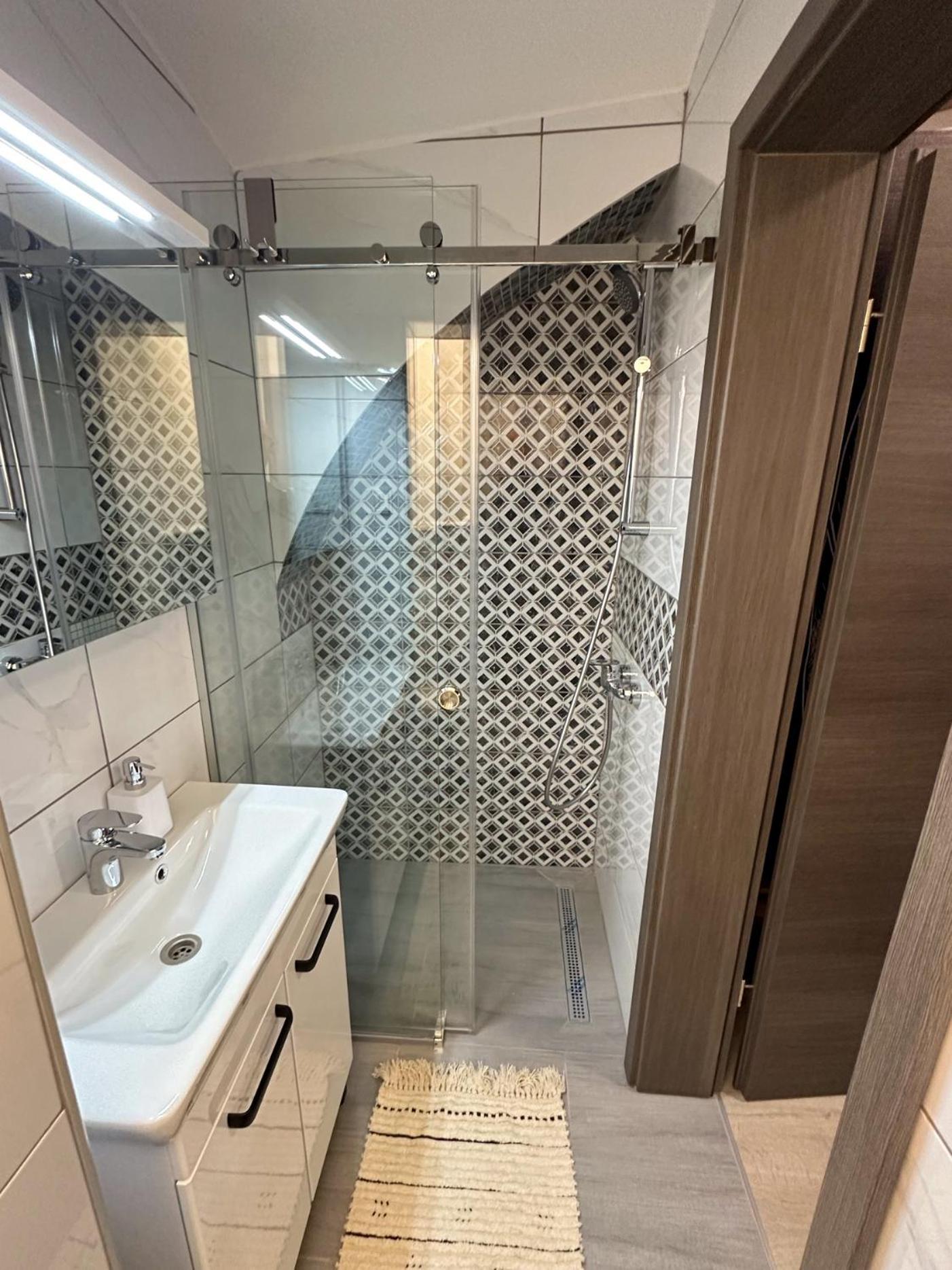 Apartments Adamas Τσέλιε Εξωτερικό φωτογραφία