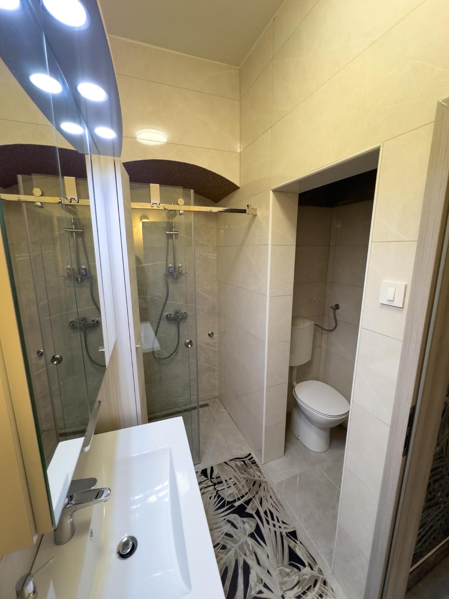 Apartments Adamas Τσέλιε Εξωτερικό φωτογραφία