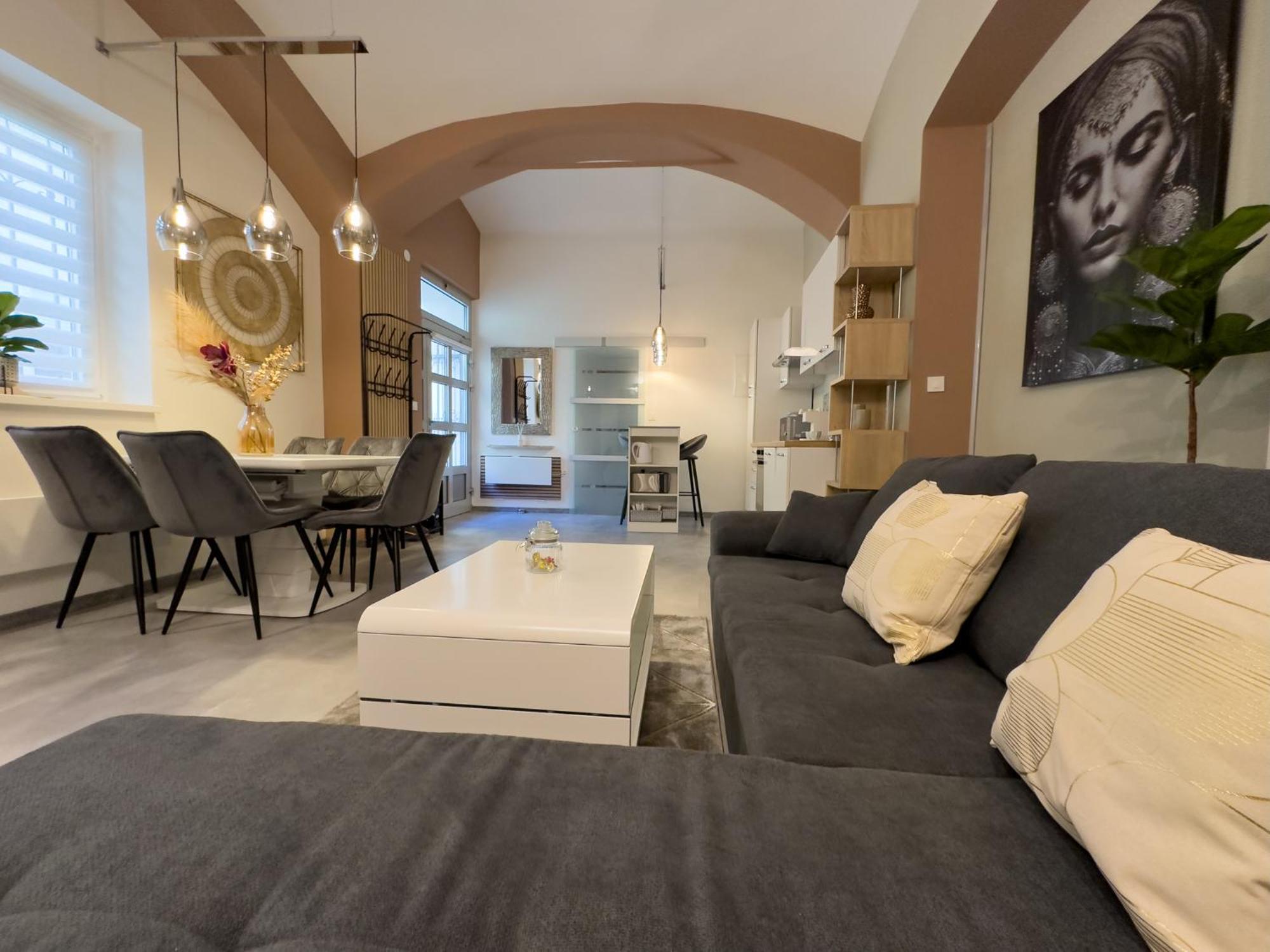 Apartments Adamas Τσέλιε Εξωτερικό φωτογραφία